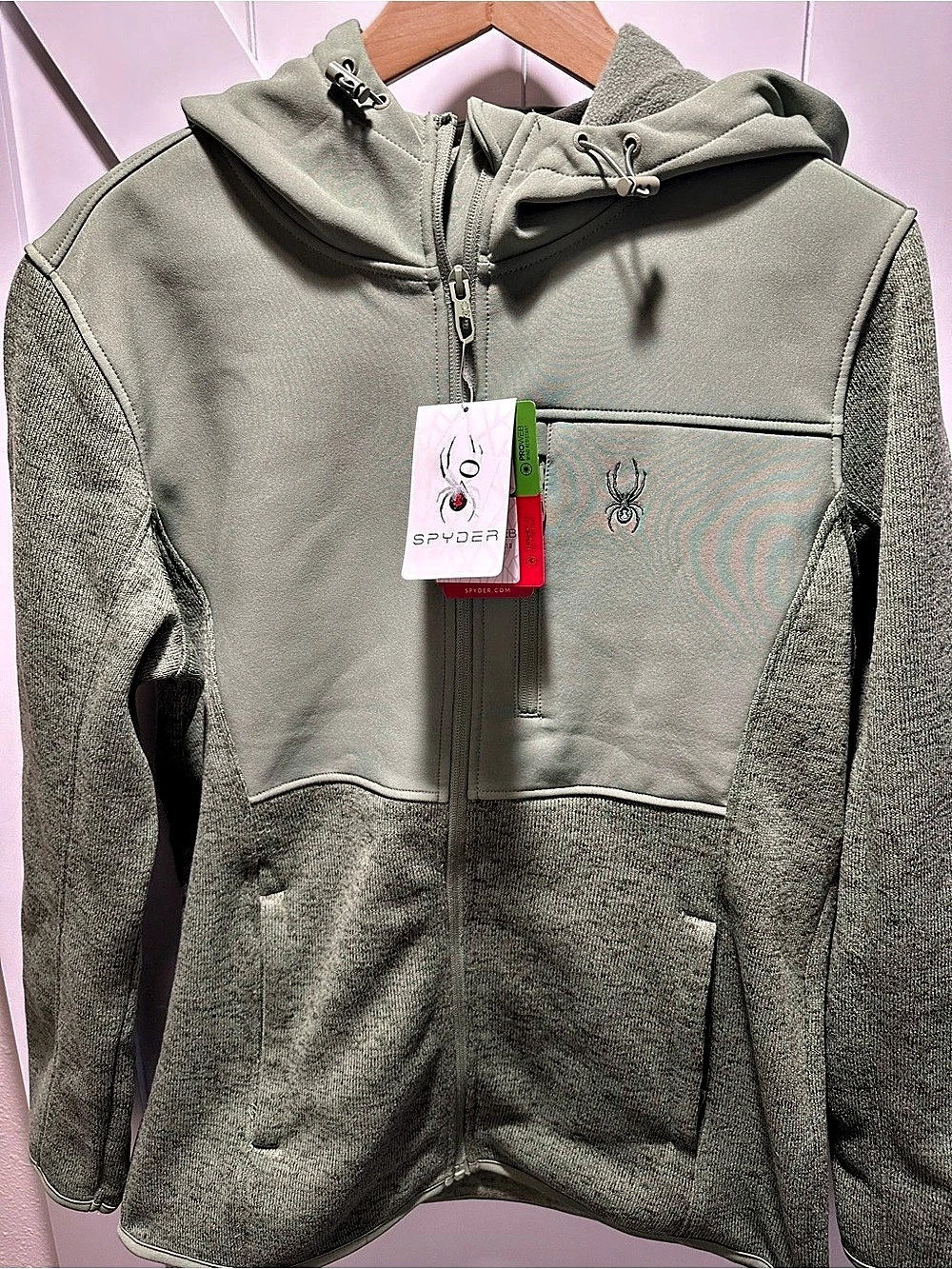 Spyder Osprey Sage Green Jacket Size Large NWT
